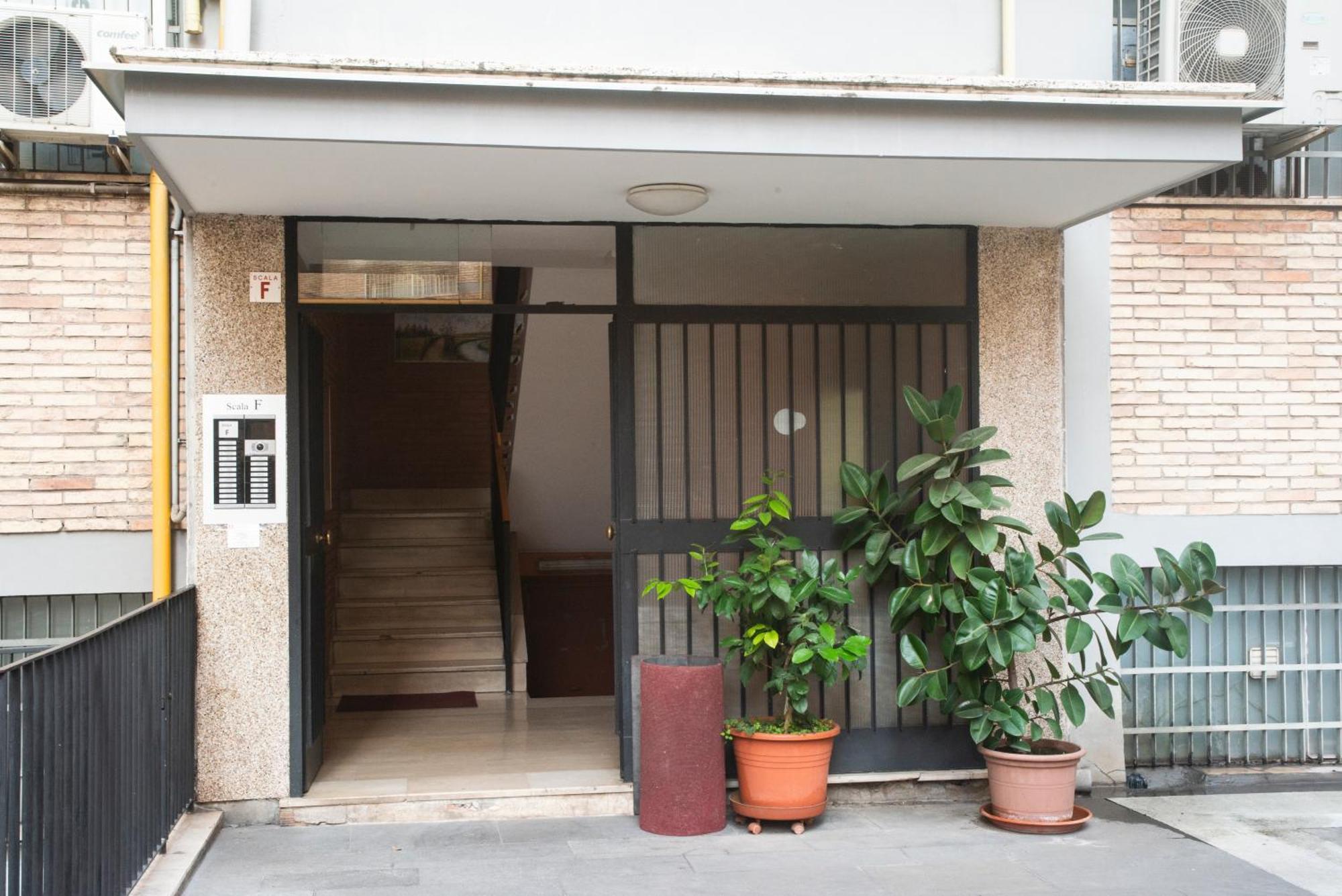 Apartment Tra Piramide E Garbatella - Urbe Romana Rom